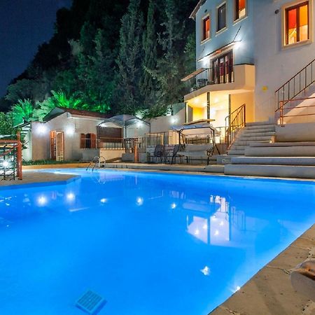 Estate Kares Aparthotel Tílisos Exteriör bild
