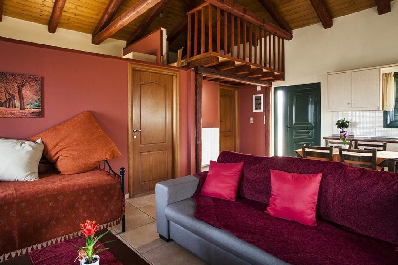 Estate Kares Aparthotel Tílisos Exteriör bild