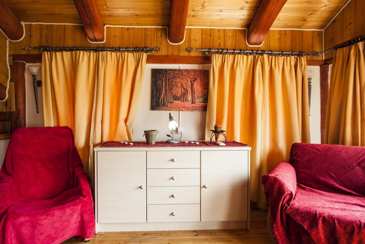 Estate Kares Aparthotel Tílisos Exteriör bild