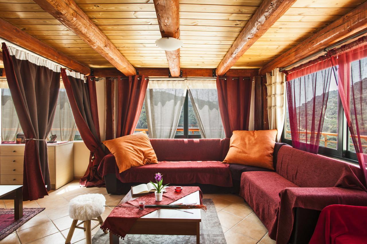Estate Kares Aparthotel Tílisos Exteriör bild